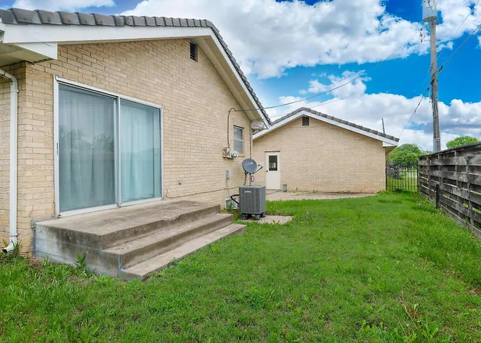 East Side Oasis 3Br 2 Ba Coffee 5Min To Town East